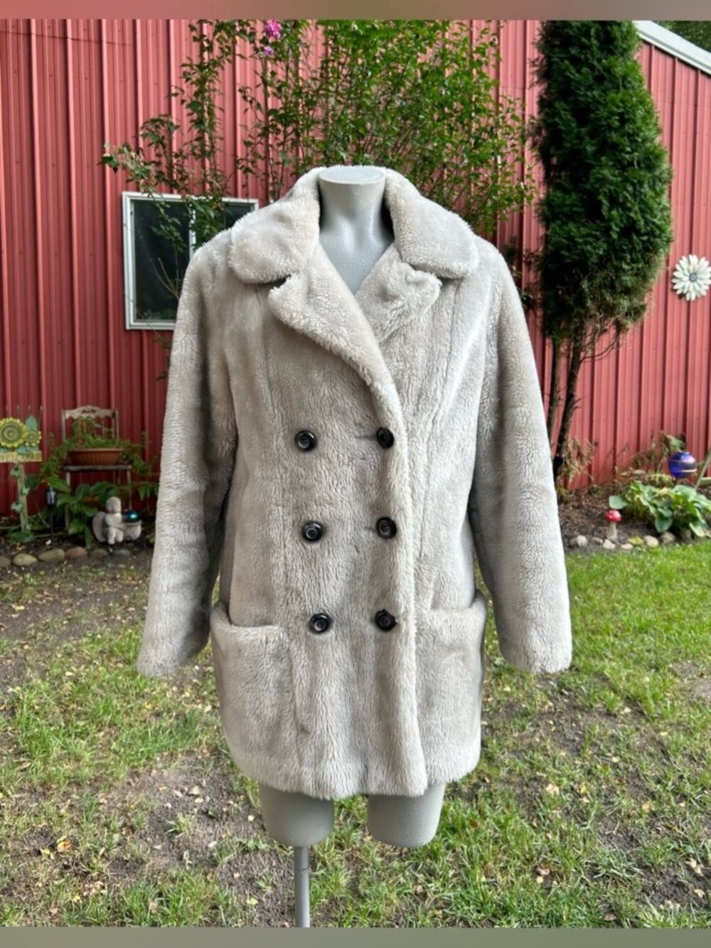 Vintage 70s Mod White Stag Light Gray Faux Fur Double Breasted Peacoat~M~